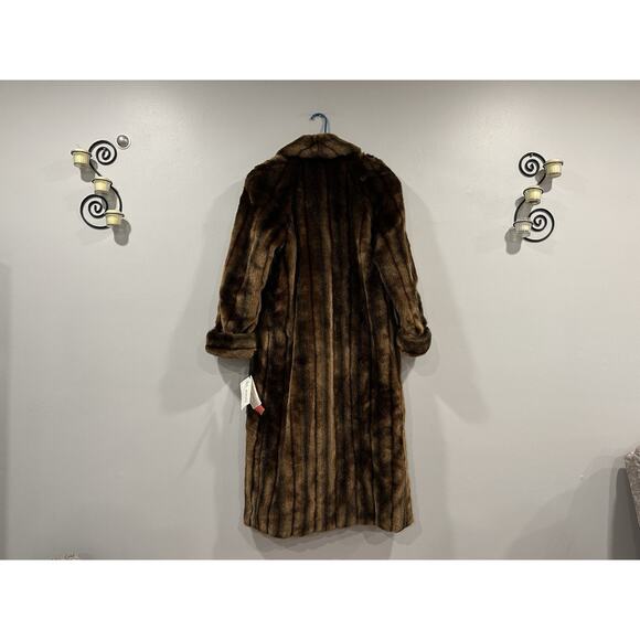 St. John Coat Collection Faux Fur Coat Size 4 NEW - Picture 6 of 11